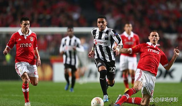 纽卡斯尔发布备战花絮；今夜防线松动；葡超任务艰巨；赛季目标并未改变